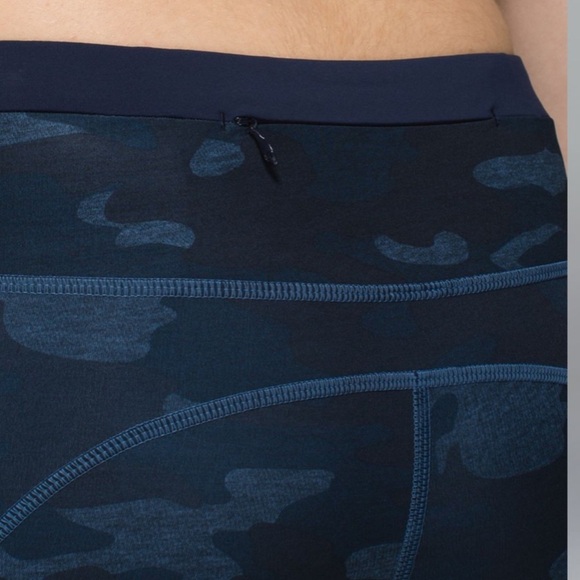 Lululemon Speed Tight Luxtreme Camo Oil Slick Blue 6 - Picture 4 of 16